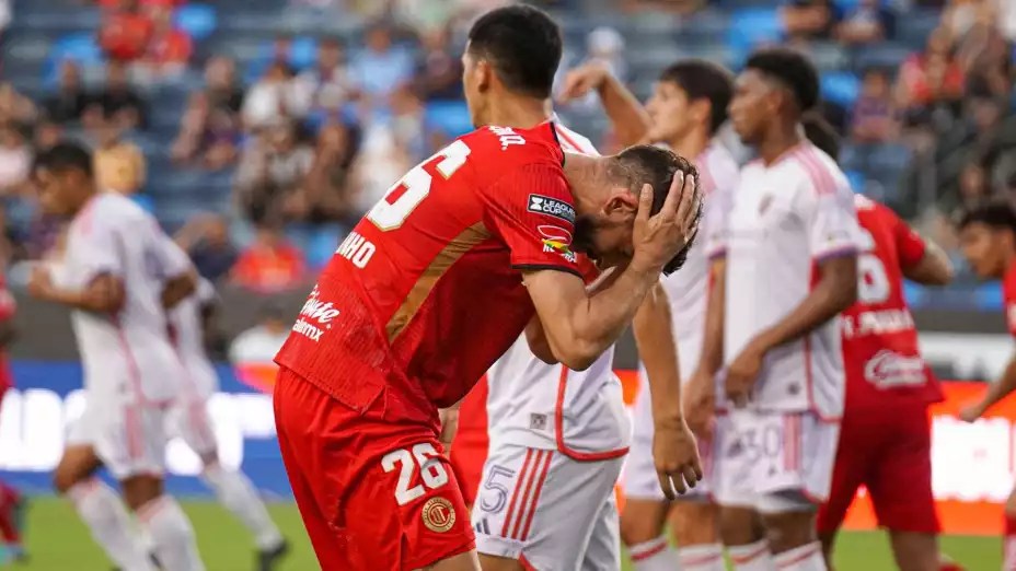 Cosas de la Patada: Fracaso de  Liga MX; Brilla Furbol Femenil; Lobos ULMx y Toros listos para iniciar&nbsp;temporada.
