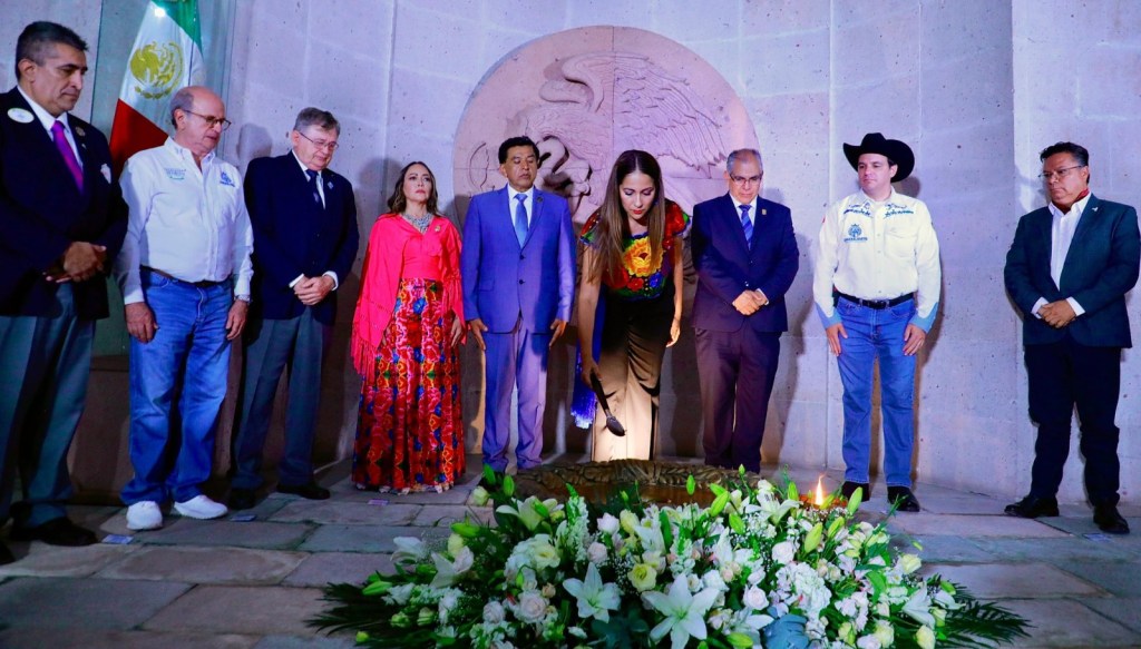 215 ANIVERSARIO DE LA TOMA DE LA ALHÓNDIGA DE GRANADITAS: RENUEVAN EL FUEGO&nbsp;SIMBÓLICO