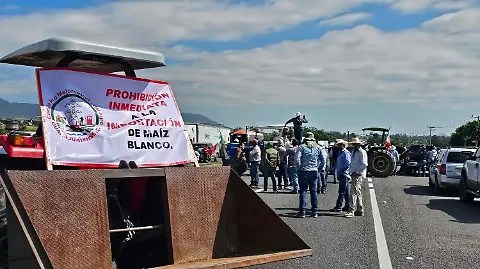 CRISIS EN EL AGRO: CAMPESINOS EXIGEN PAGOS Y LEYES&nbsp;JUSTAS